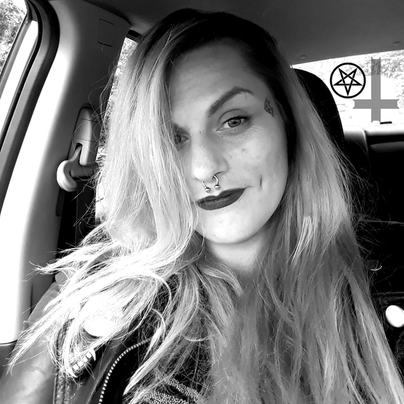 Meet your Posher, Raegen - Picture 3 of 3